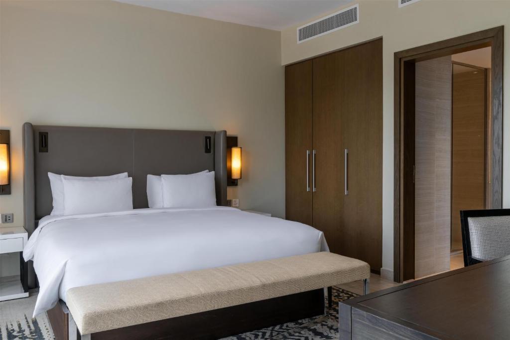 Radisson Blu Hotel and Residence image 4